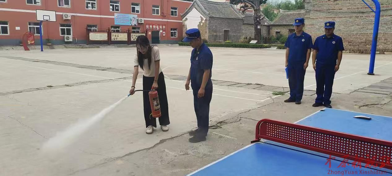 葉縣洪莊楊鎮到鎮域學校開展消防安全檢查